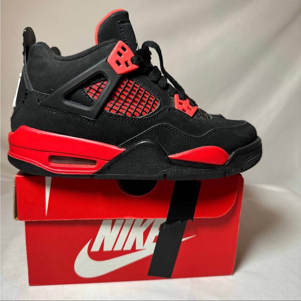 Size 4 - Nike Air Jordan 4 Retro GS Red Thunder Men's Shoes Ships Now